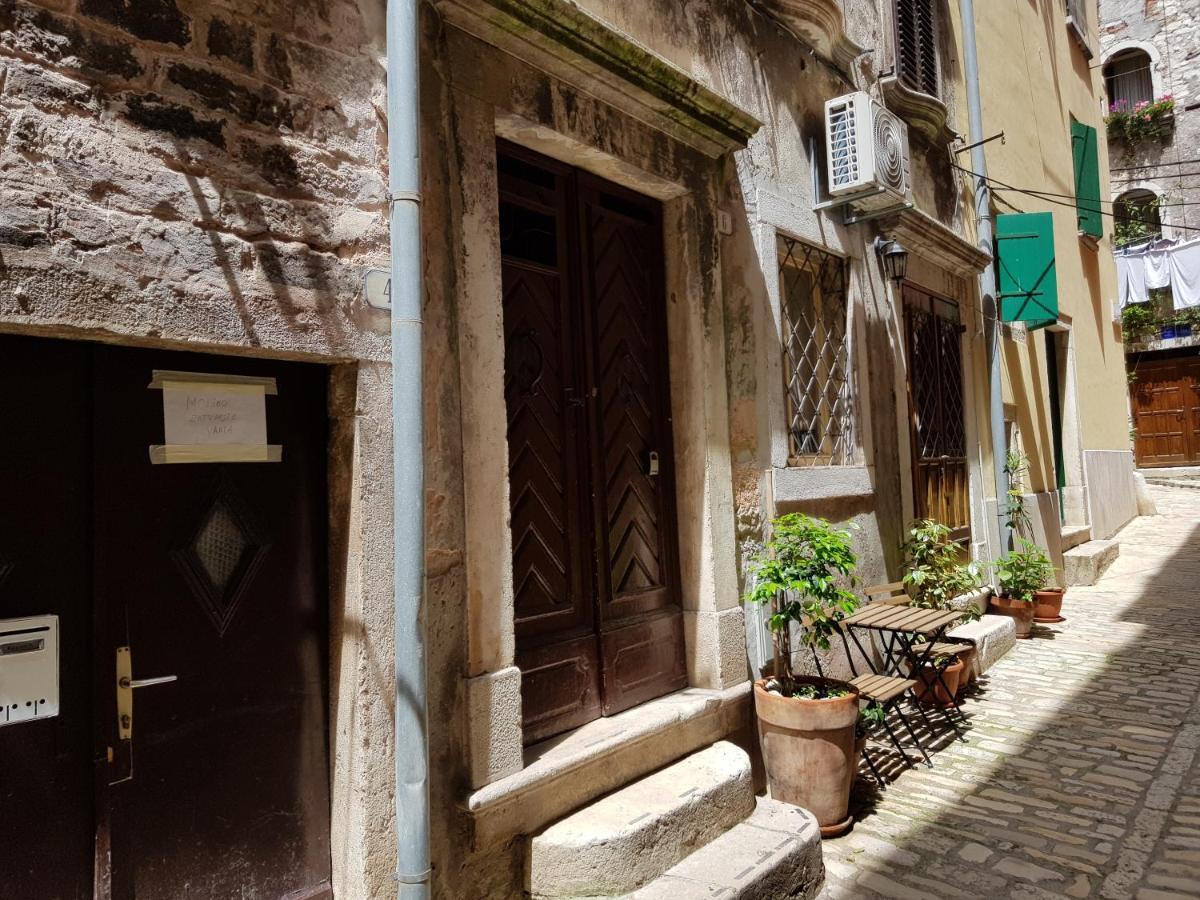 Captain'S Residence Rovinj Buitenkant foto